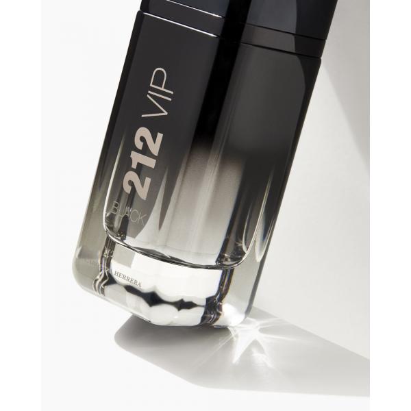 Carolina Herrera 212 Vip Black Men Eau De Perfume Spray 100ml