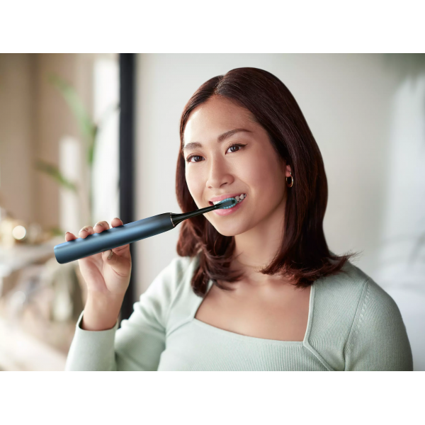 Philips Sonicare DiamondClean HX9911/88 spazzolino elettrico Adulto Spazzolino elettrico sonico Nero, Blu
