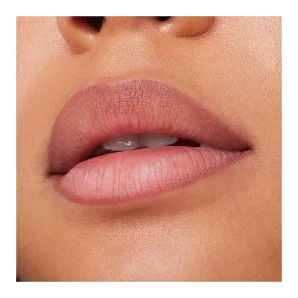 Essence Cosmetics Matte Comfort Perfilador De Labios 02-Silky Hazelnut 0,3g