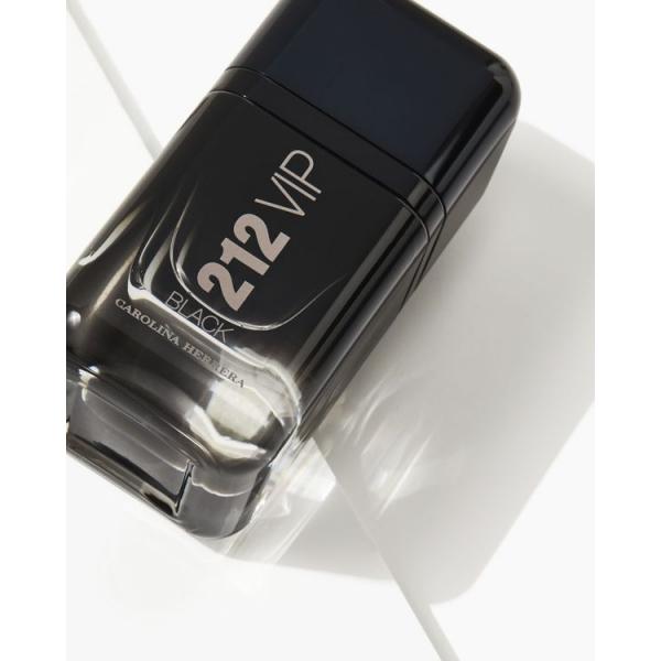 Carolina Herrera 212 Vip Black Men Eau De Perfume Spray 50ml