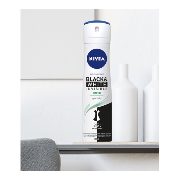 Nivea Invisible White And Black Fresh Spray 200ml
