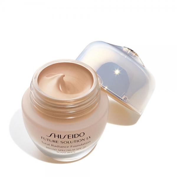 Shiseido Future Solution LX Total Radiance Foundation Rose 4 30ml