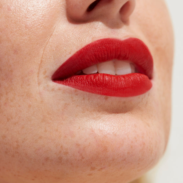 Gosh Velvet Touch Lipstick 005 Matt Classic Red