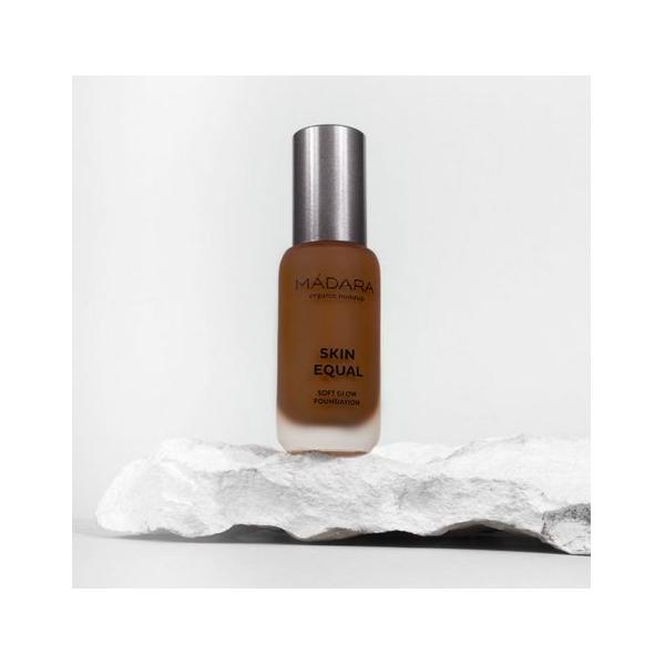 Mádara Madara Skin Equal Base Soft Glow Spf15 100 Mocha 30ml
