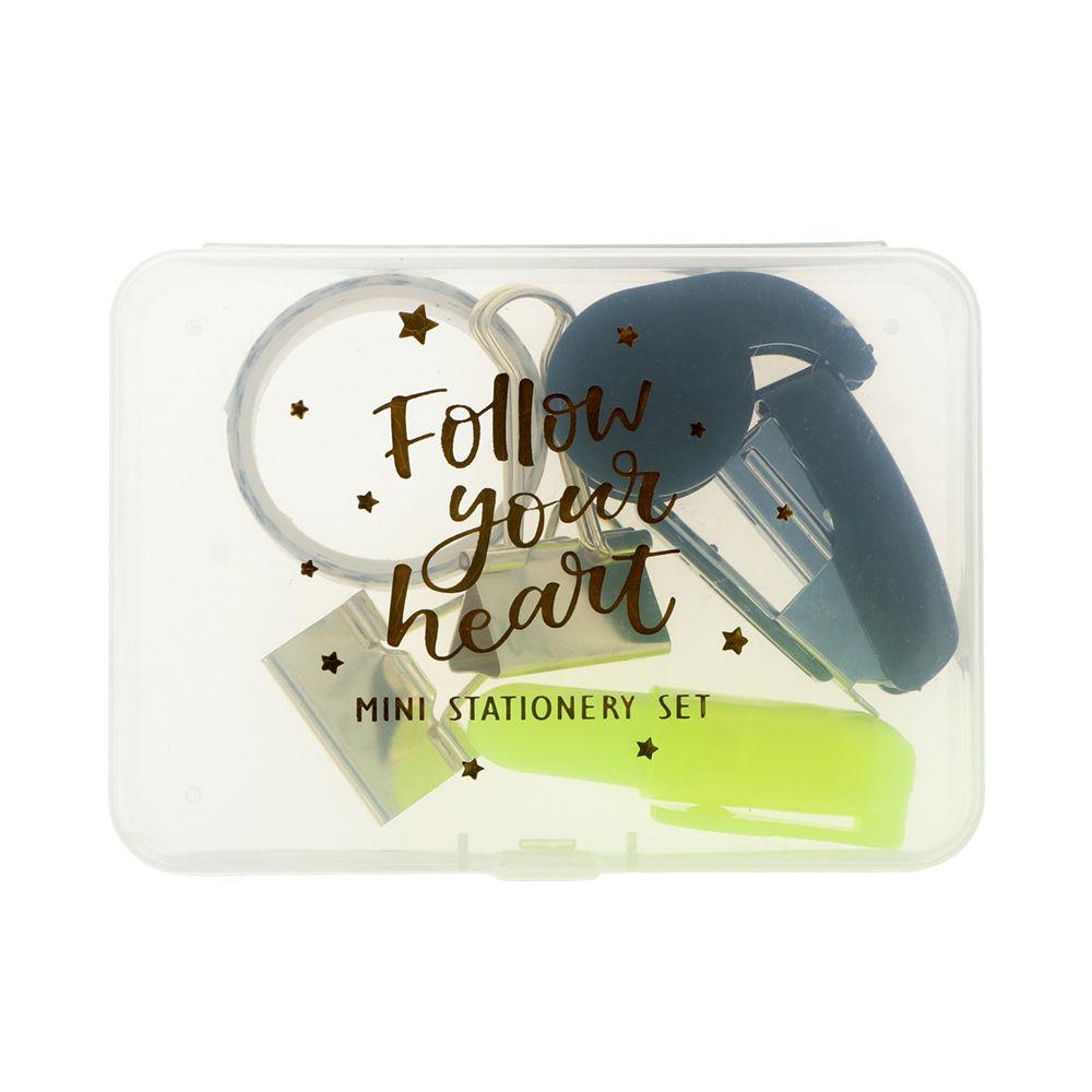 Inca Follow Your Heart Cosmetic Kit