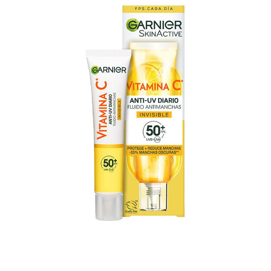 Garnier Skinactive Fluido Antimacchie Con SPF50 Plus Radiosa Protezione Quotidiana