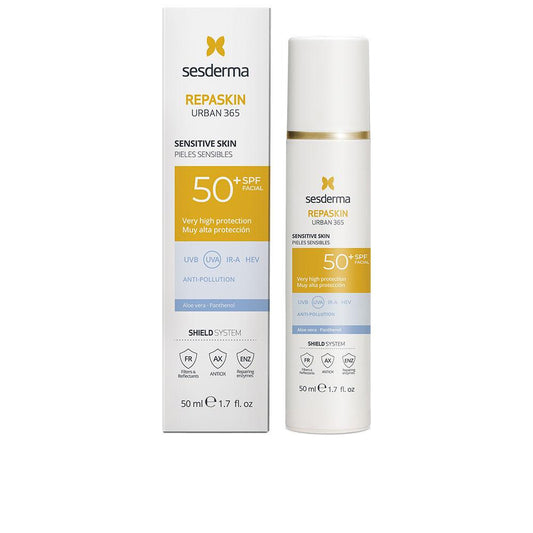 Sesderma Repaskin Fotoprotettore Per Pelle Sensibile SPF50 Plus Protezione Solare Avanzata