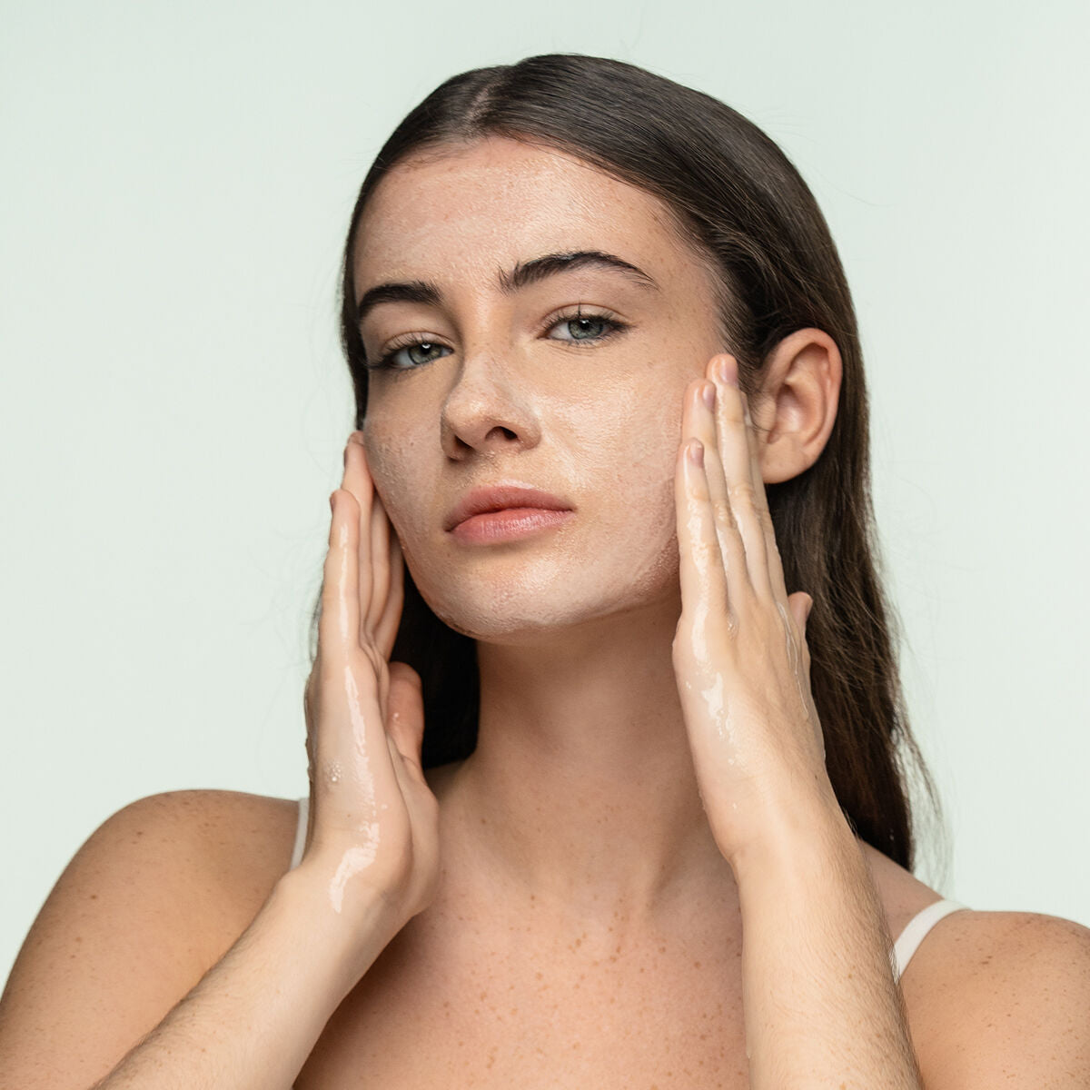 Kit Routine Viso e Corpo CBD InnovaGoods