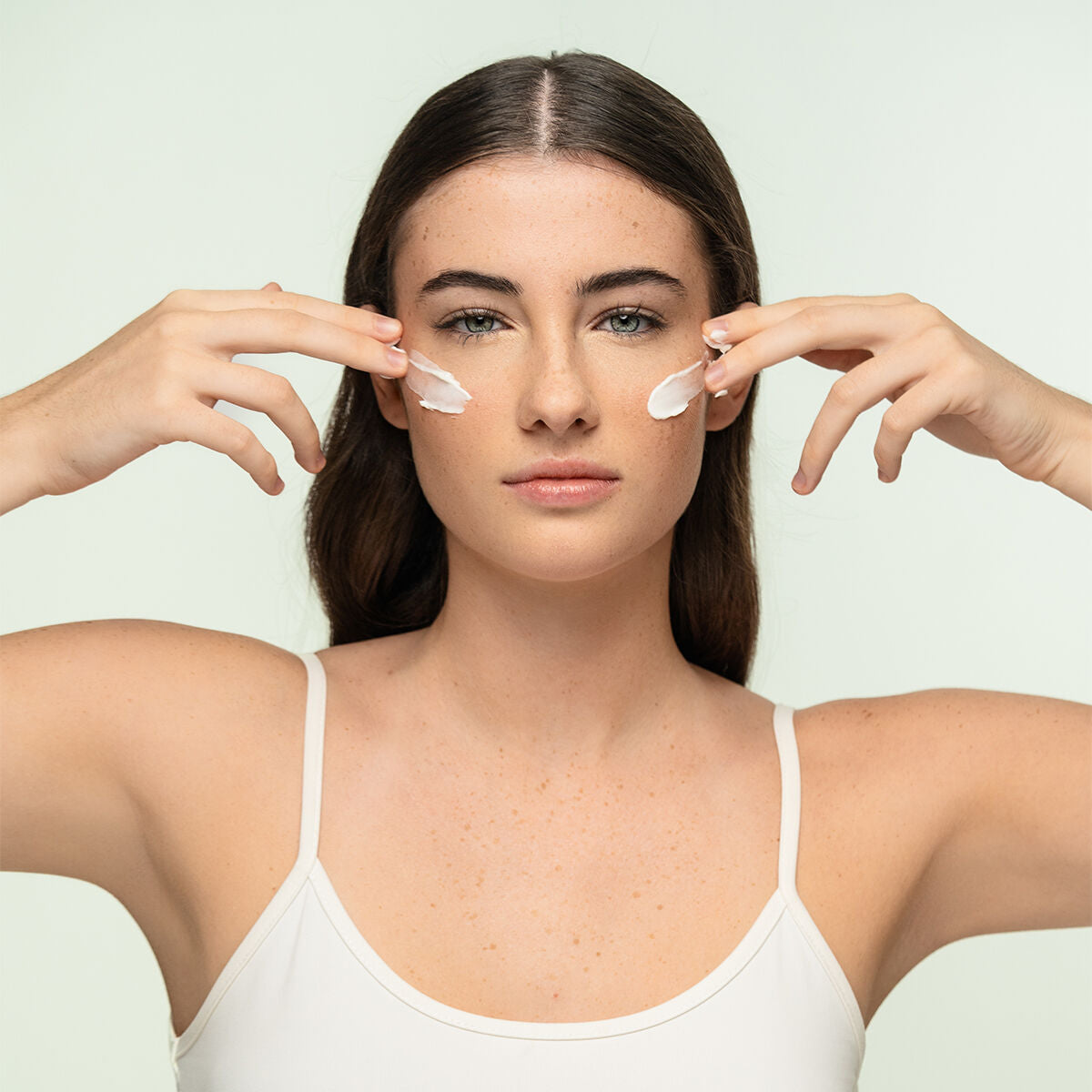 Kit Routine Viso e Corpo CBD InnovaGoods